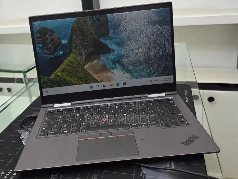 New Laptop Lenovo ThinkPad X1 Yoga 16GB Intel Core i7 SSD 512GB