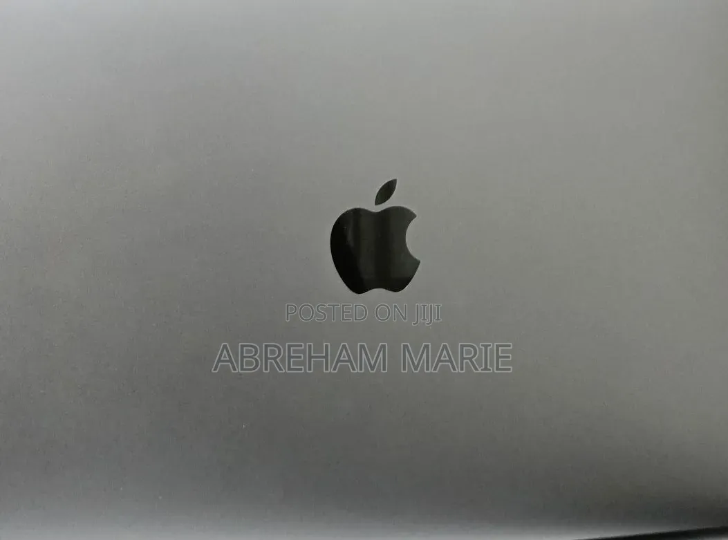 New Laptop Apple MacBook Pro 2017 16GB Intel Core i5 SSD 256GB
