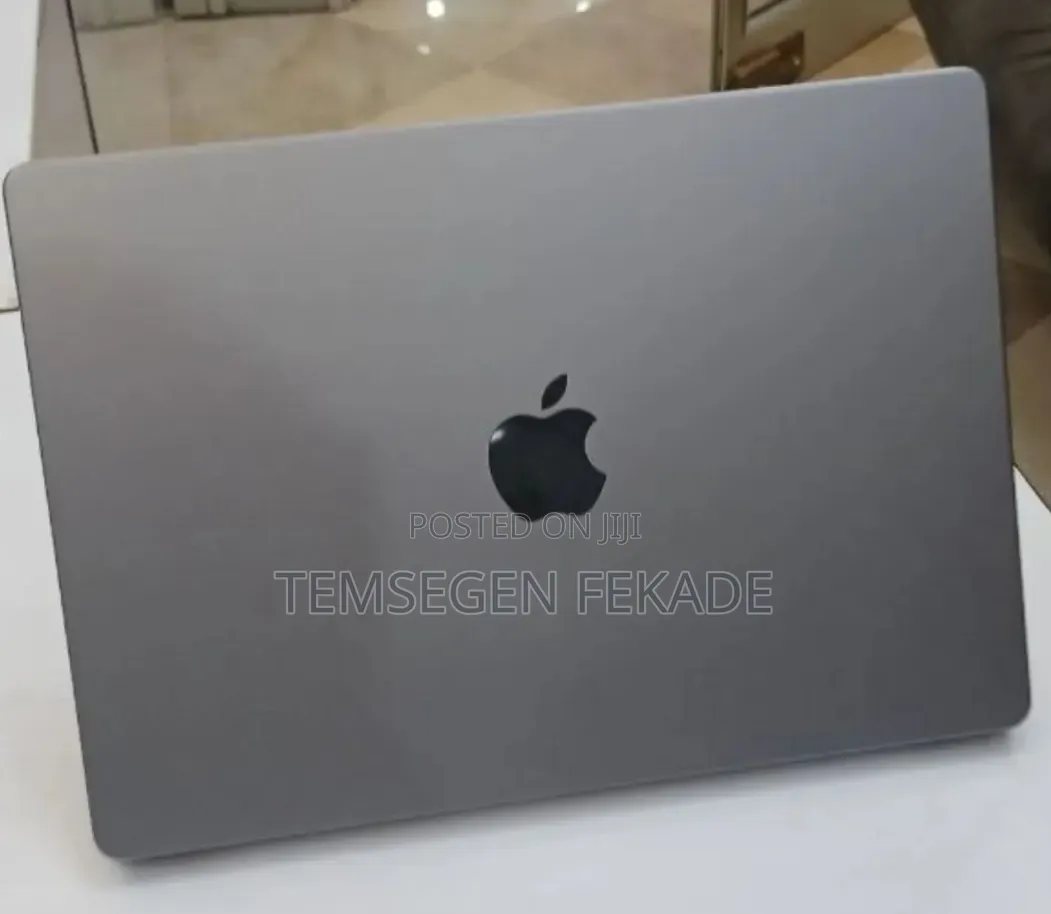 New Laptop Apple MacBook Pro 2021 M1 16GB Apple M1 Pro SSD 512GB