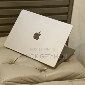 New Laptop Apple MacBook Air 2022 M2 8GB Apple M2 SSD 256GB