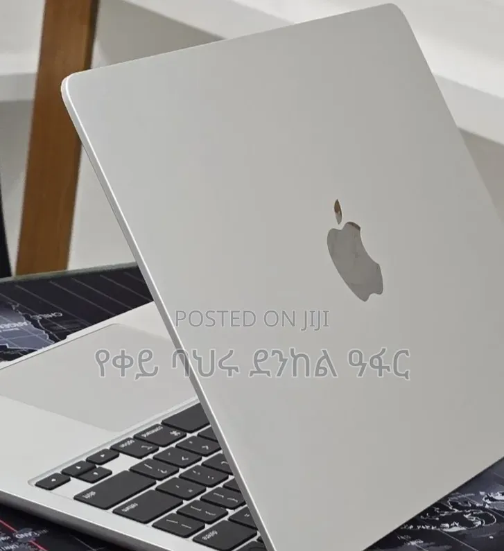 New Laptop Apple MacBook Pro 2020 M1 32GB Apple M1 Pro SSD 512GB