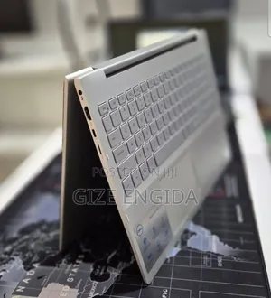 New Laptop Dell Inspiron 15 8GB Intel Core i5 SSD 256GB
