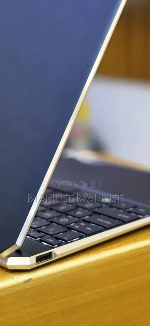 New Laptop HP Spectre X360 16GB Intel Core i7 SSD 512GB