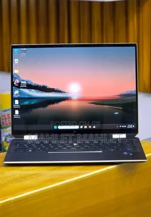 New Laptop HP Spectre X360 16GB Intel Core i7 SSD 512GB