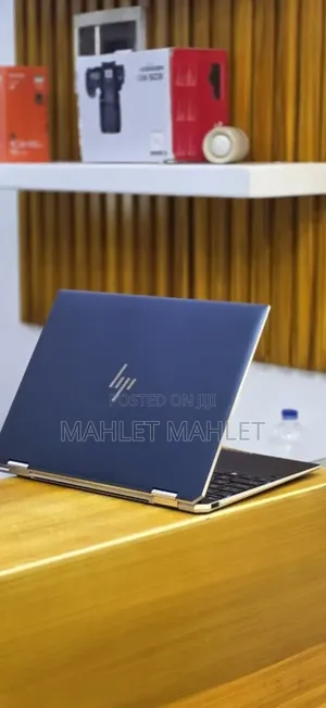 New Laptop HP Spectre X360 16GB Intel Core i7 SSD 512GB