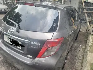 Toyota Yaris 2014 Gray