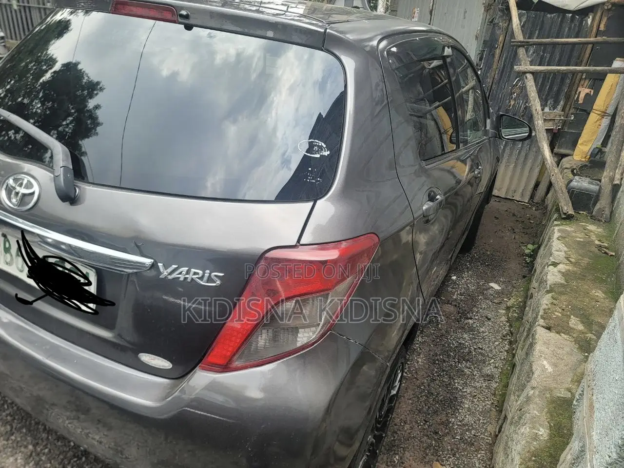 Toyota Yaris 2014 Gray