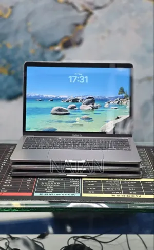 New Laptop Apple MacBook Pro 2020 M1 8GB Apple M1 SSD 512GB
