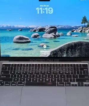 New Laptop Apple MacBook Air 2022 M2 16GB Apple M2 SSD 256GB