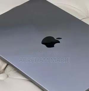New Laptop Apple MacBook Air 2022 M2 16GB Apple M2 SSD 256GB