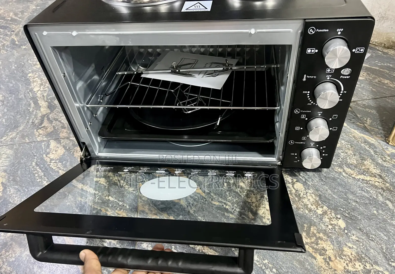 FLIPS 60L Mini Oven. Its Spacious 60-Liter Capacity