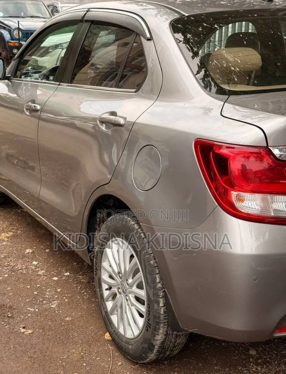 Suzuki Dzire 2022 Silver