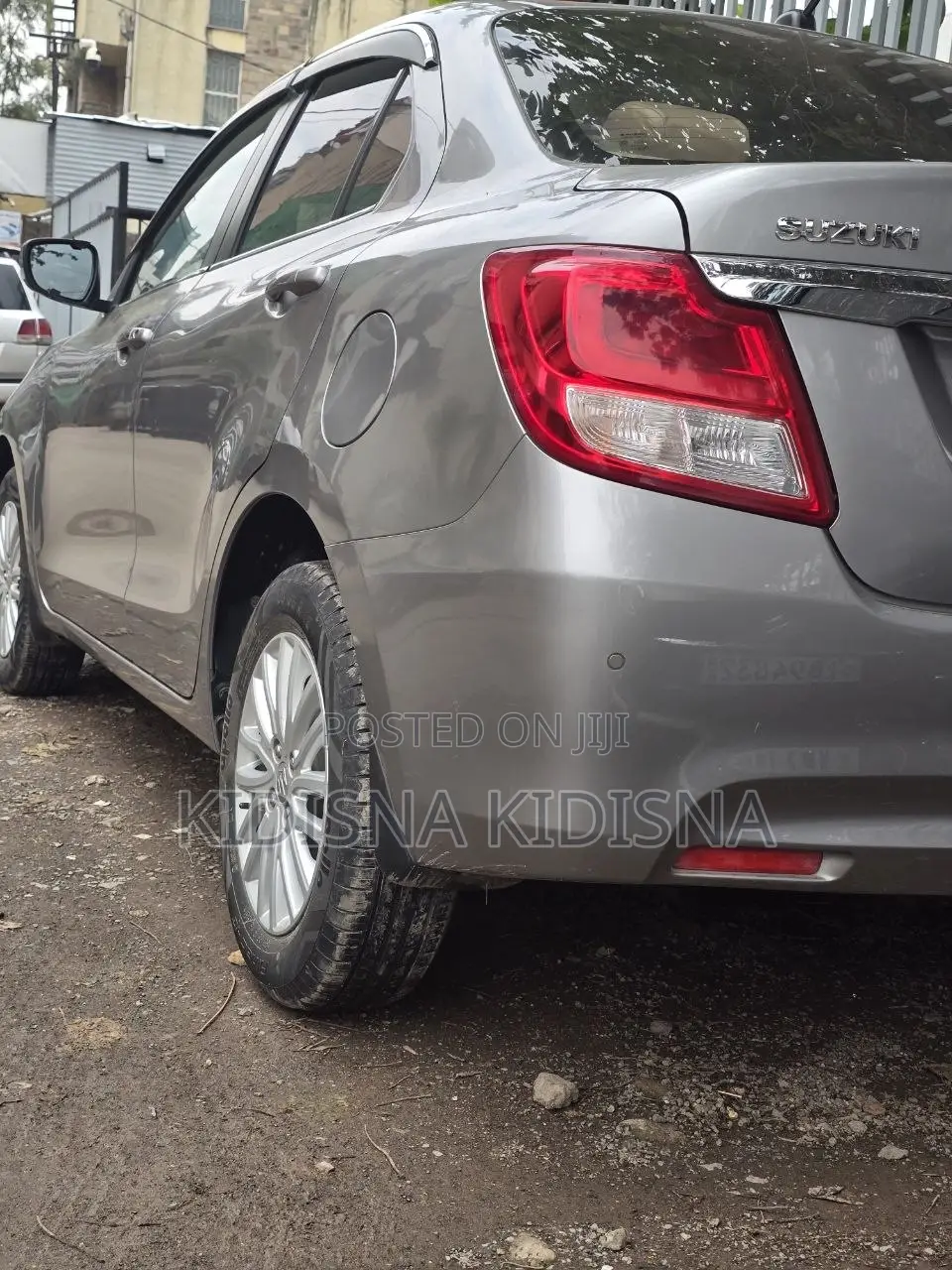 Suzuki Dzire 2022 Silver