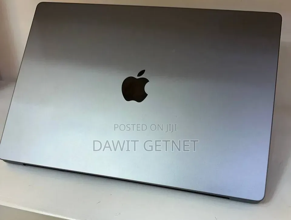New Laptop Apple MacBook Pro 2021 M1 32GB Apple M1 SSD 512GB
