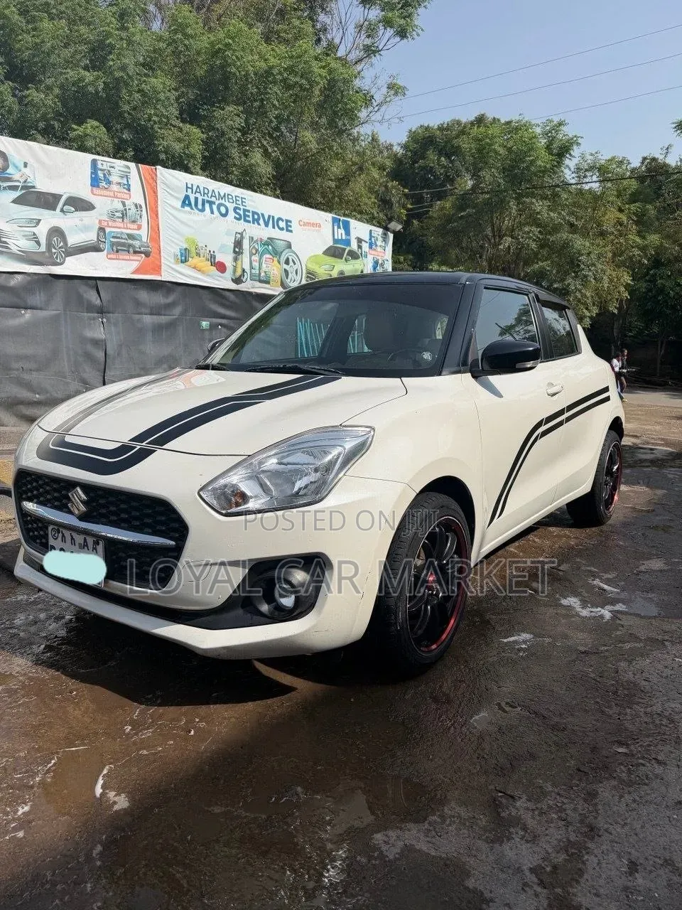 Suzuki Swift 2022 White