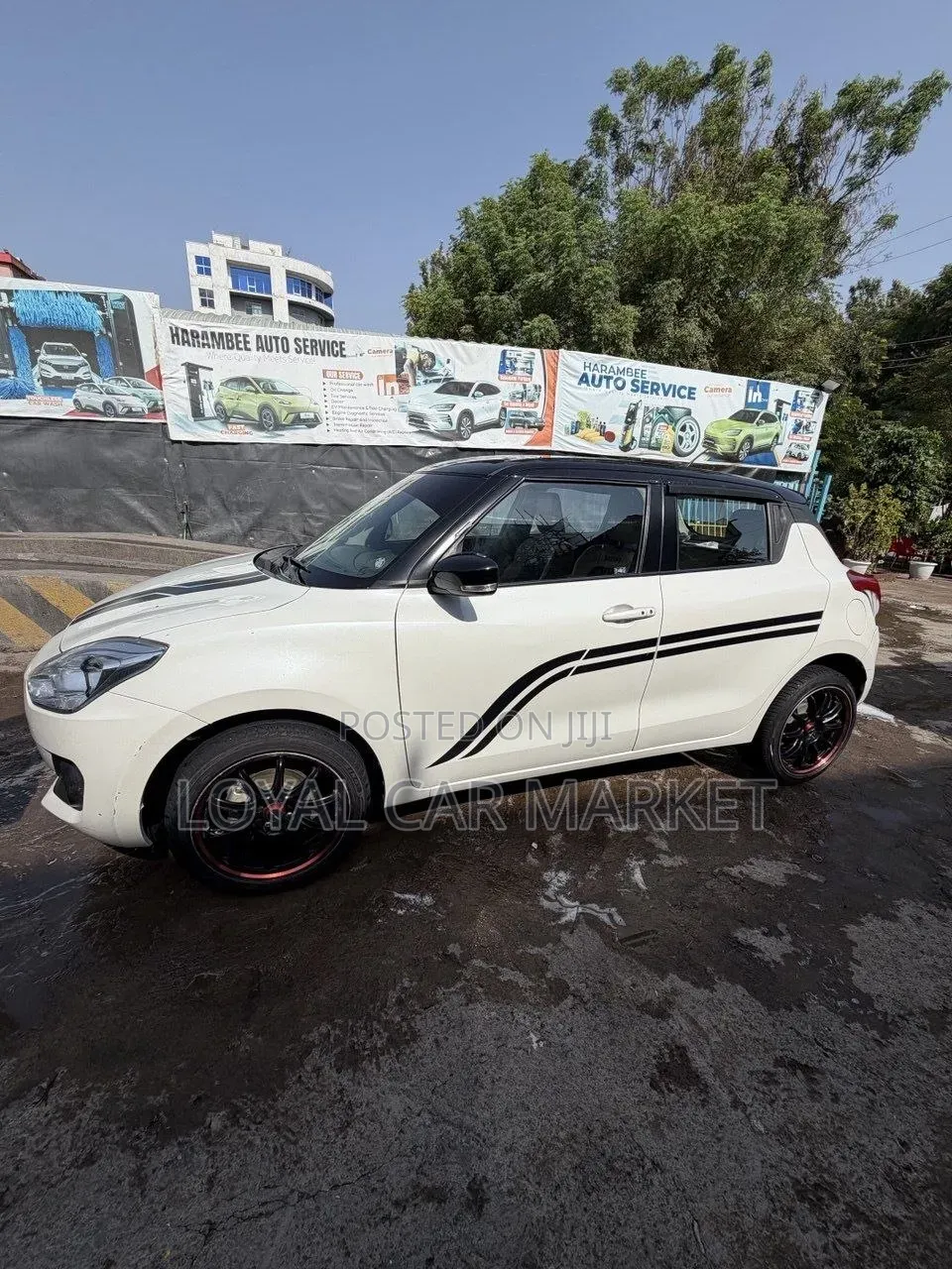 Suzuki Swift 2022 White