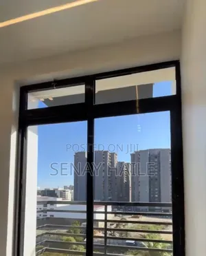 2bdrm Apartment in መገናኛ ደራርቱ ህንጻ አካባቢ, Bole for sale