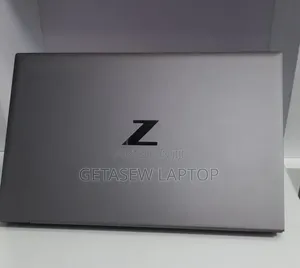 New Laptop HP ZBook Firefly G8 16GB Intel Core i7 SSD 512GB