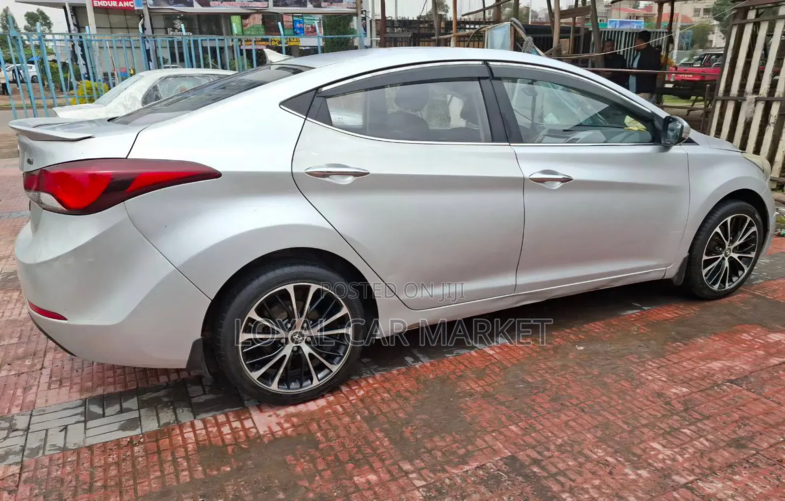 Hyundai Avante 2015 Silver