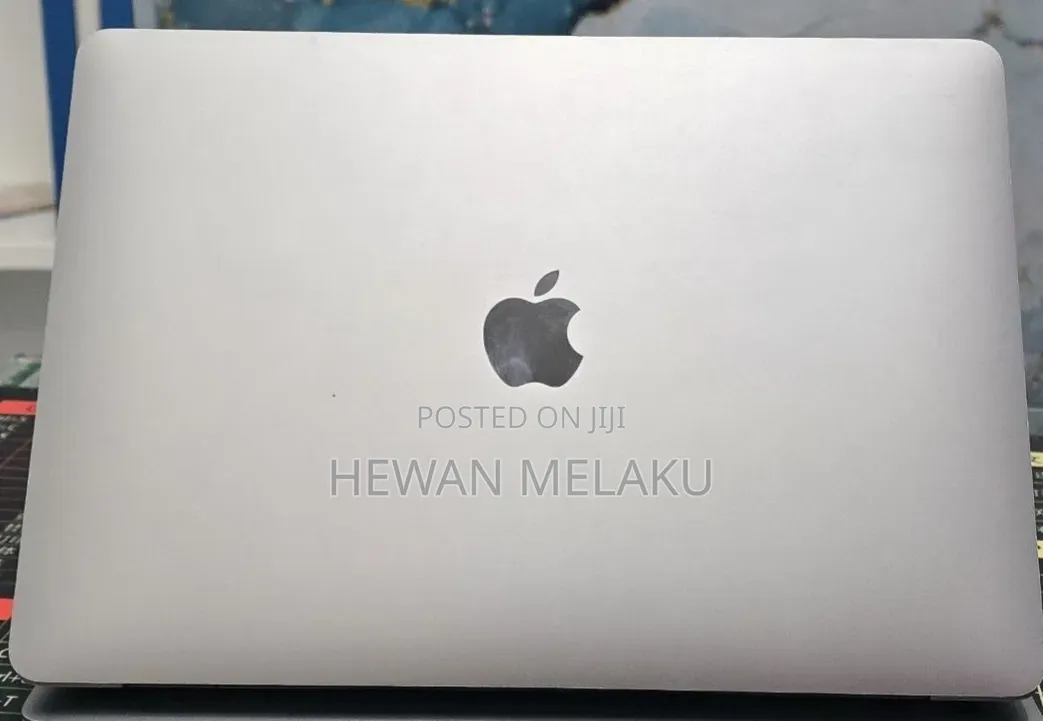 New Laptop Apple MacBook Air 2020 M1 8GB Apple M1 SSD 256GB