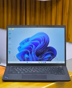New Laptop Lenovo ThinkPad T14s G4 16GB Intel Core i5 SSD 512GB