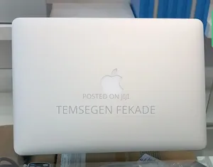 New Laptop Apple MacBook Pro 2017 8GB Intel Core i5 SSD 128GB