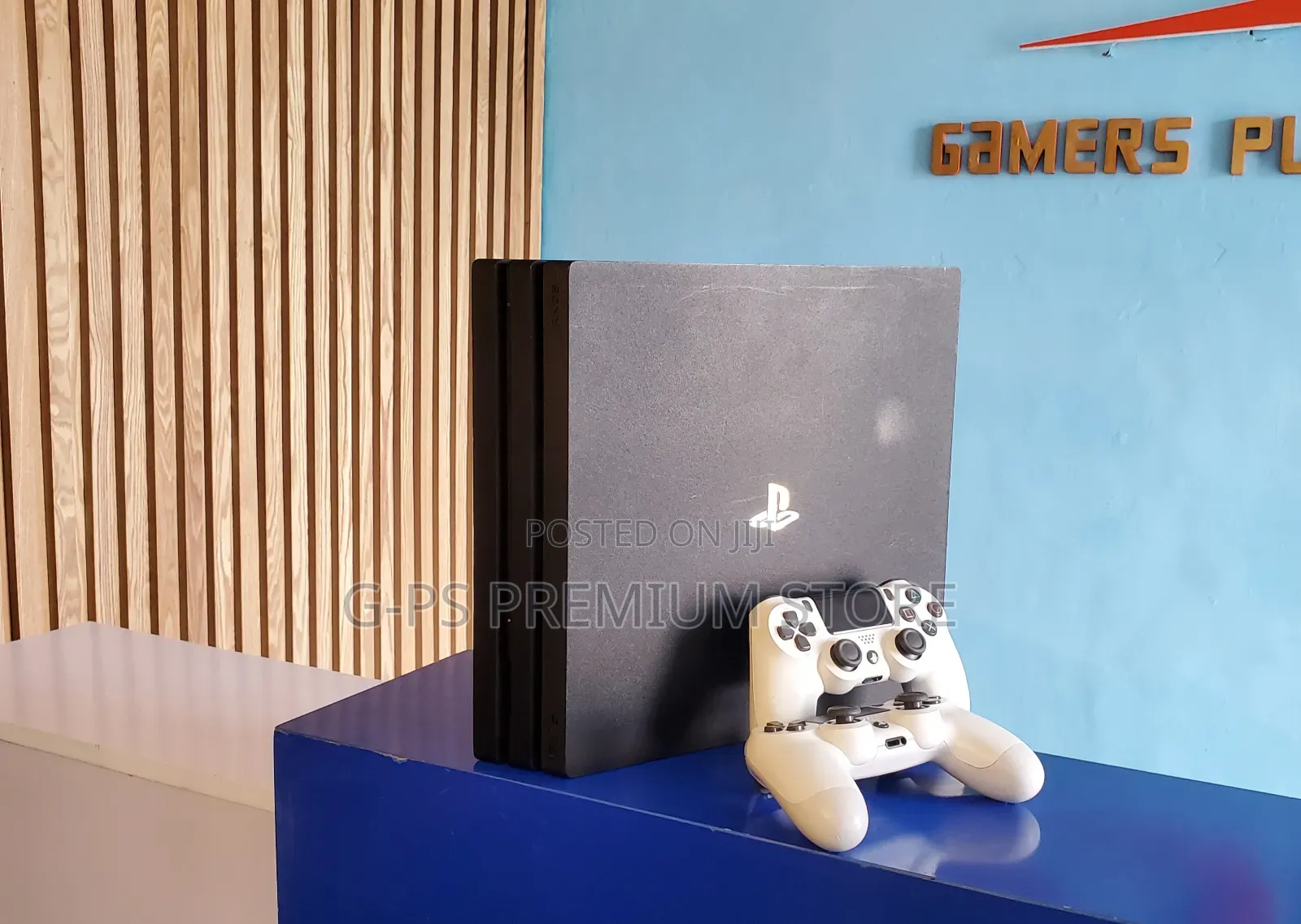 PlayStation 4 Pro | FC 26 + 5 Games 