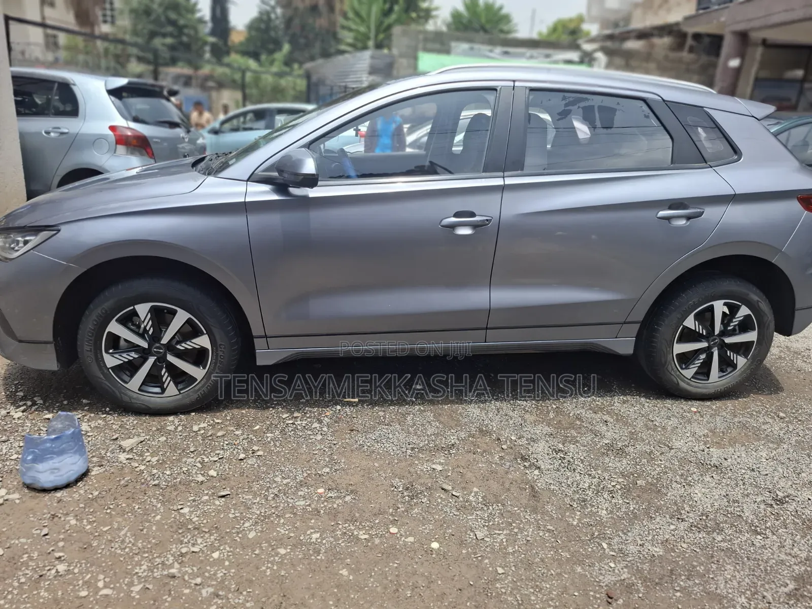 New BYD E2 43 kWh 94 hp FWD 2024 Gray