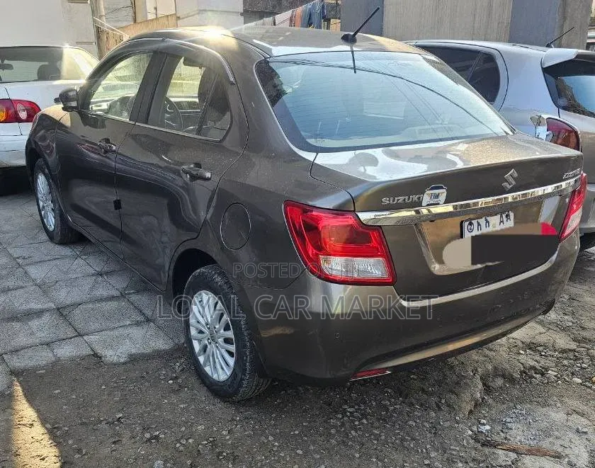 Suzuki Dzire 2022 Gray