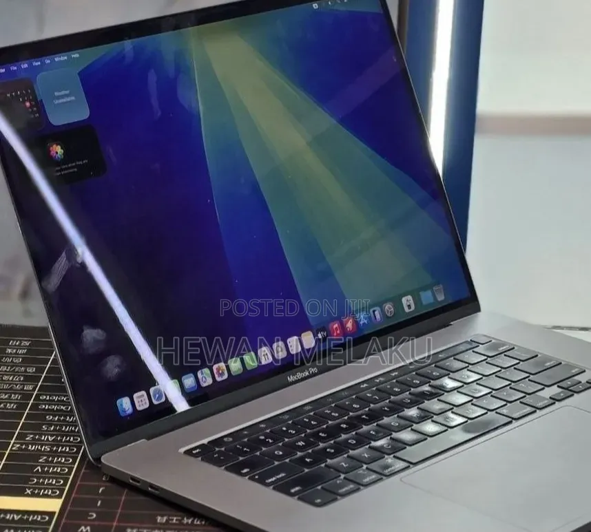 New Laptop Apple MacBook Pro 2019 16GB Intel Core i9 SSD 2T