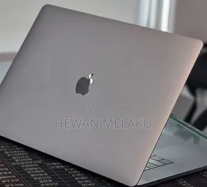 New Laptop Apple MacBook Pro 2018 32GB Intel Core i7 SSD 1T