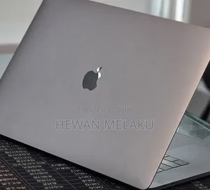 New Laptop Apple MacBook Pro 2018 32GB Intel Core i7 SSD 1T