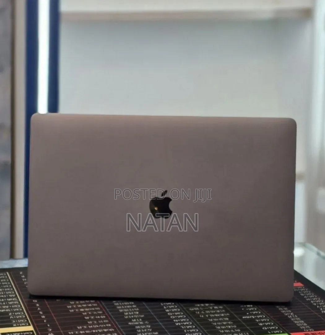 New Laptop Apple MacBook Pro 2019 16GB Intel Core i9 SSD 2T