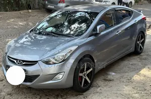 Hyundai Avante 2013 Silver