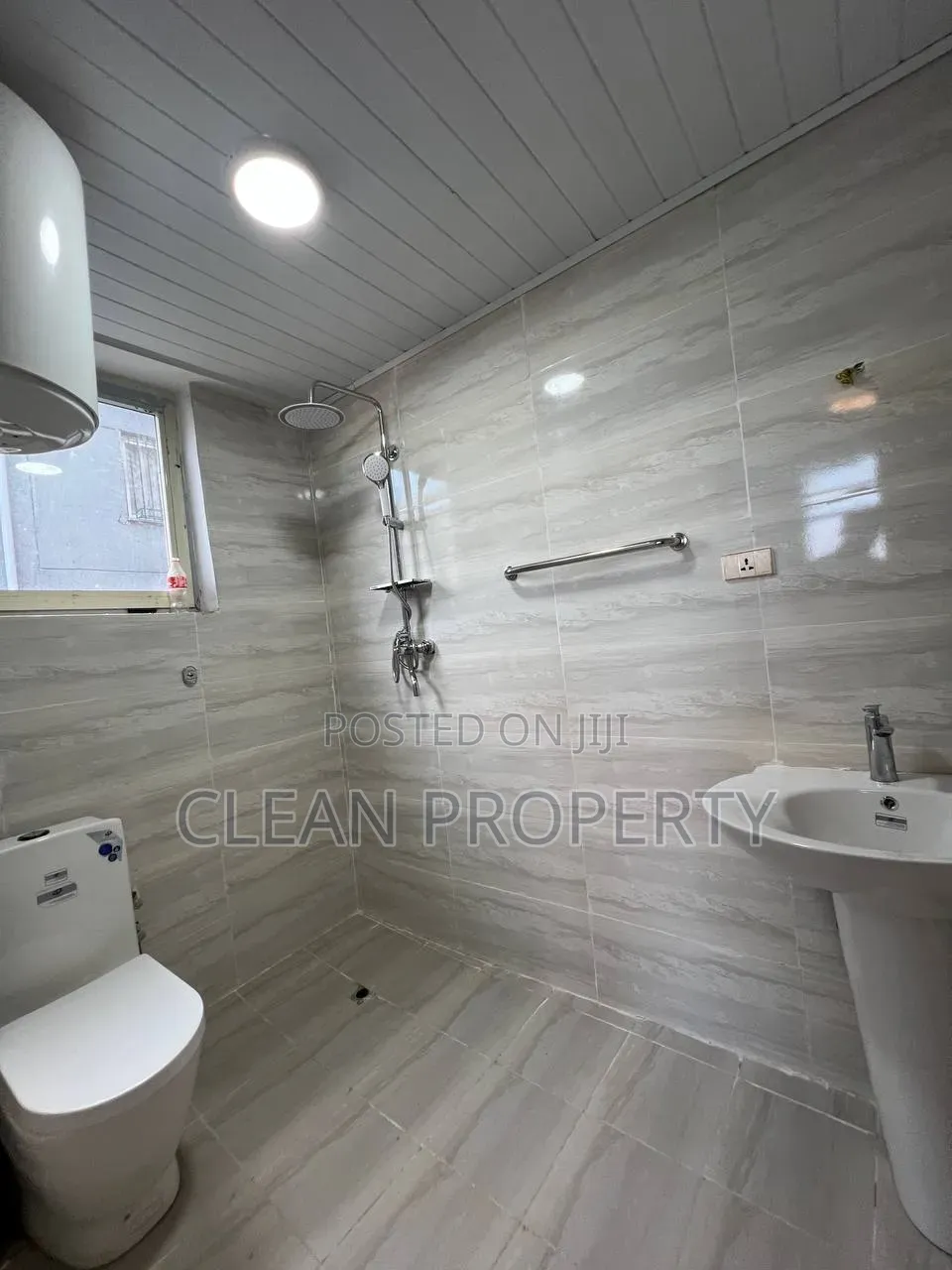 2bdrm House in Clean Properties, Bole for rent