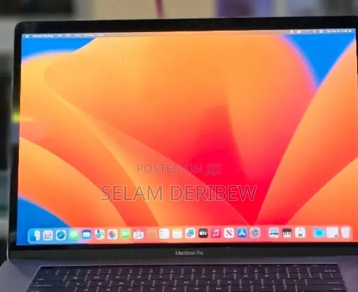 New Laptop Apple MacBook Pro 2017 16GB Intel Core i7 SSD 512GB