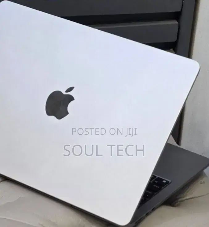 New Laptop Apple MacBook Air 2022 M2 8GB Apple M2 SSD 256GB