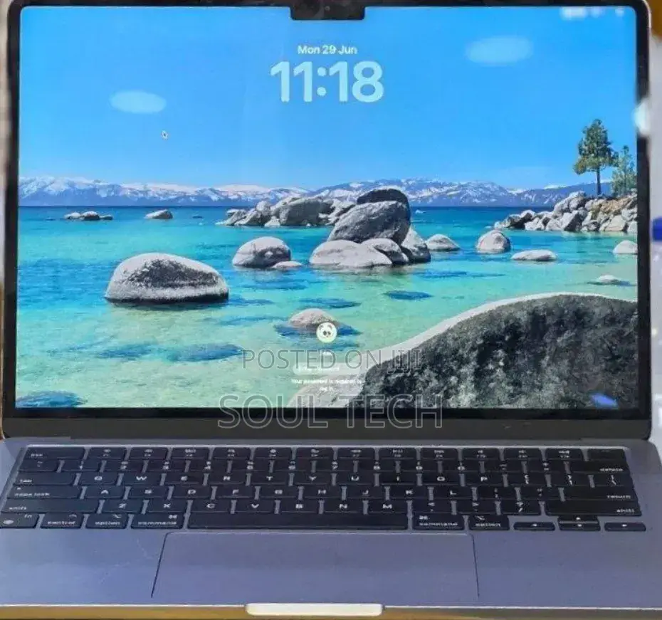 New Laptop Apple MacBook Air 2022 M2 8GB Apple M2 SSD 256GB