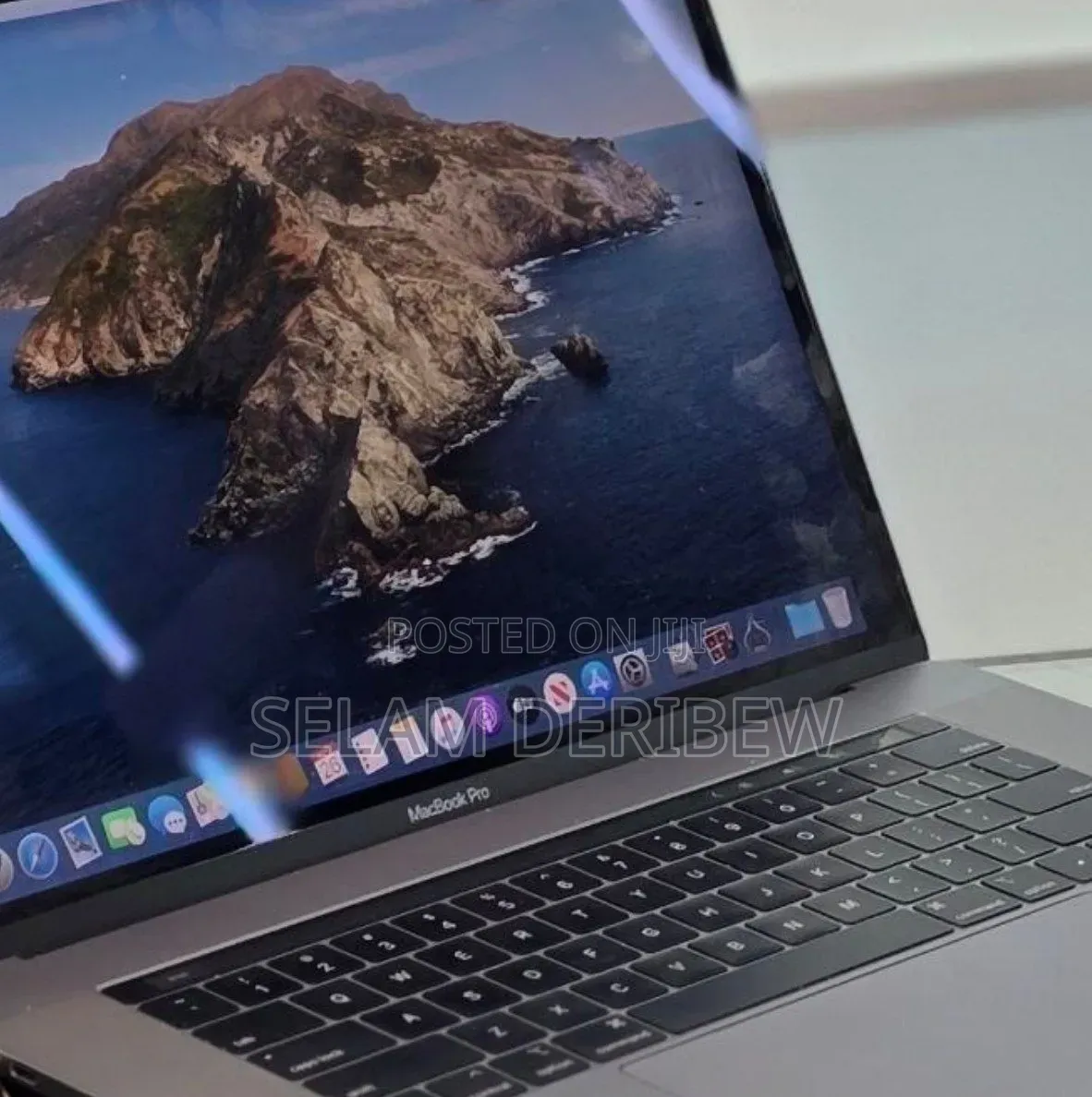 New Laptop Apple MacBook Pro 2018 32GB Intel Core i7 SSD 1T