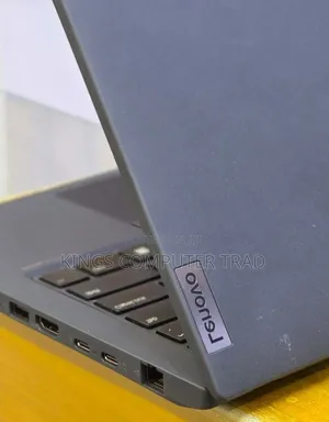 New Laptop Lenovo ThinkPad T14 16GB Intel Core i5 SSD 512GB