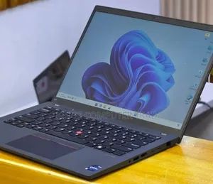 New Laptop Lenovo ThinkPad T14 16GB Intel Core i5 SSD 512GB