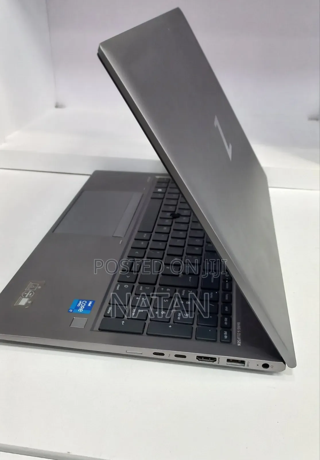 New Laptop HP ZBook Firefly 15 G7 16GB Intel Core i7 SSD 512GB