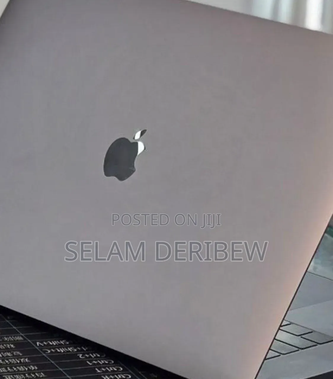 New Laptop Apple MacBook Pro 2018 32GB Intel Core i7 SSD 1T