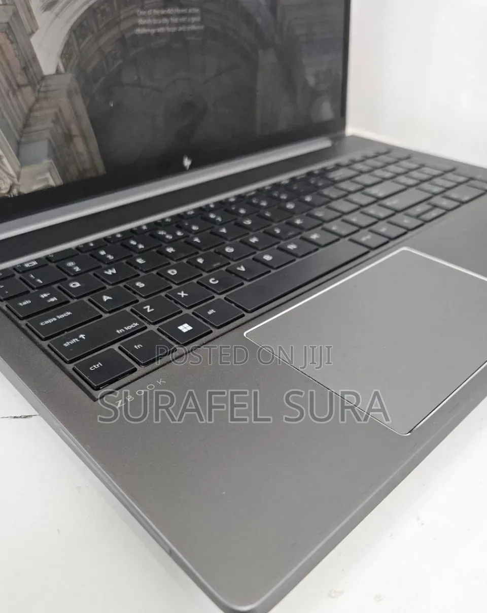 New Laptop HP ZBook Power G9 i7 16GB Intel Core i7 SSD 1T