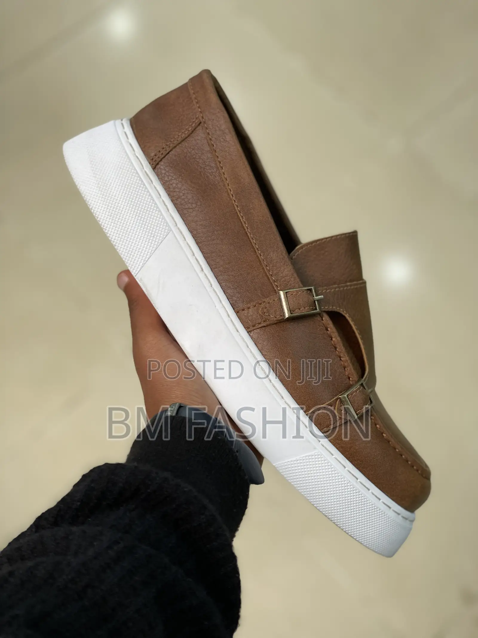 Chekich Brown Casual Loafers Suitable for Everyday Wear