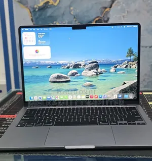 New Laptop Apple MacBook Air 2022 M2 16GB Apple M2 SSD 512GB