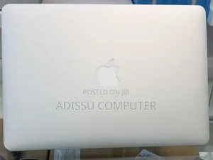 New Laptop Apple MacBook Pro 2017 8GB Intel Core i5 SSD 128GB