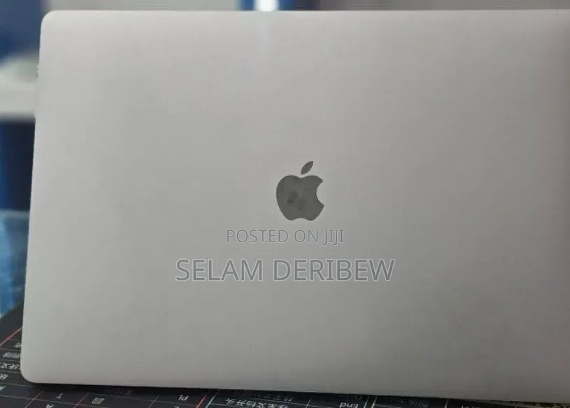 New Laptop Apple MacBook Pro 2019 32GB Intel Core i9 SSD 1T