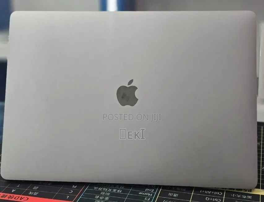 New Laptop Apple MacBook Pro 2019 32GB Intel Core i9 SSD 1T