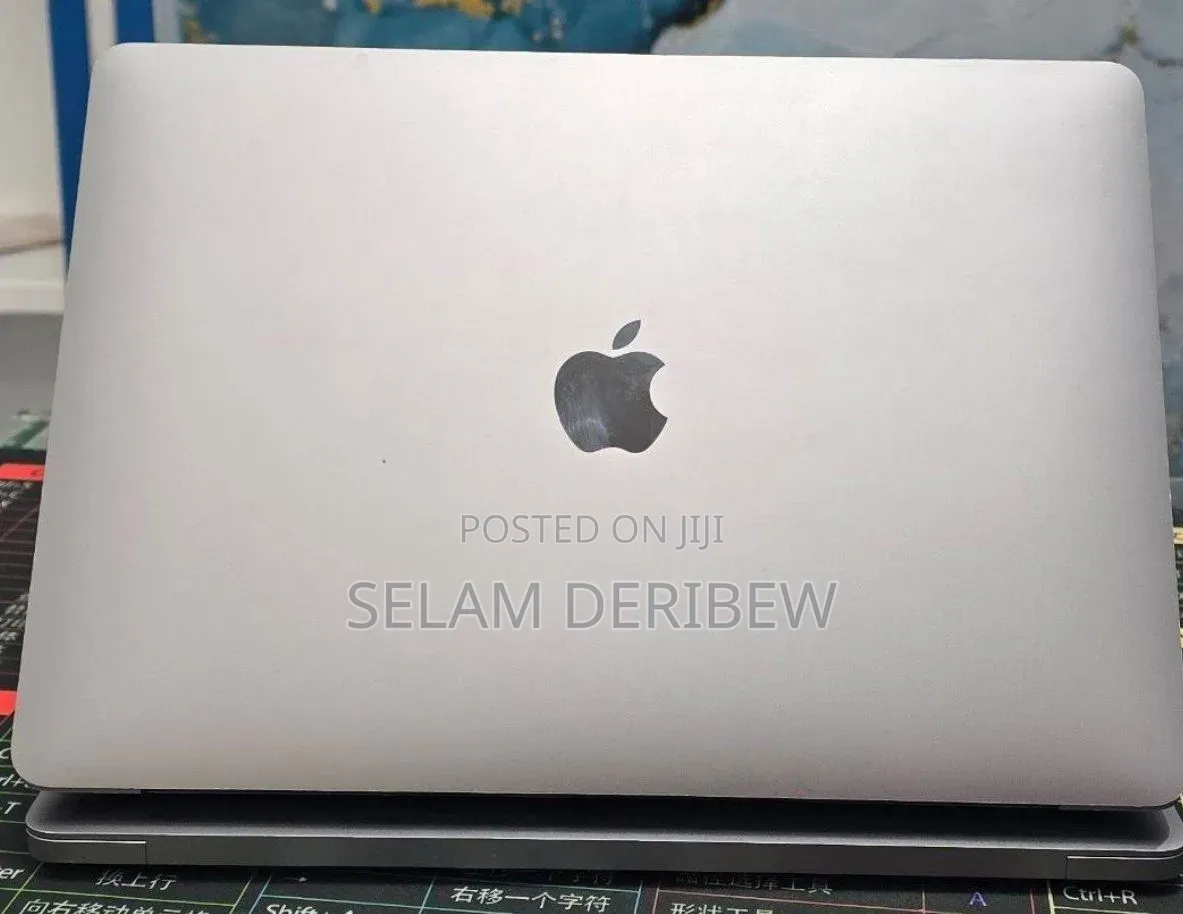 New Laptop Apple MacBook Air 2020 M1 8GB Apple M1 SSD 256GB